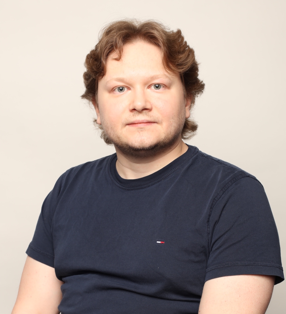 Денис Подлужный